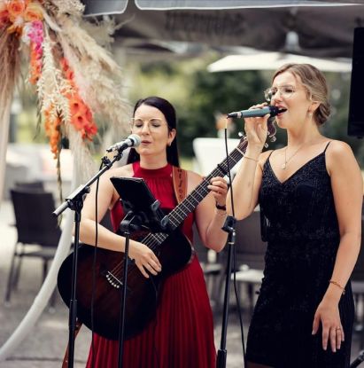 Musik vom und fürs Herz | Programm Christkindlmarkt, © Maria Plank Musik vom und fürs Herz | Programm Christkindlmarkt, © Maria Plank