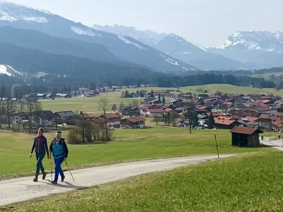 Begruessungstour Winter ohne Schnee, © Gemeinde Reit im Winkl Begruessungstour Winter ohne Schnee, © Gemeinde Reit im Winkl