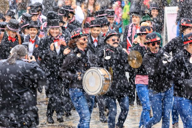 Faschingshochzeit Waging am See, © Tourist-Info Waginger See / Richard Scheuerecker Faschingshochzeit Waging am See, © Tourist-Info Waginger See / Richard Scheuerecker