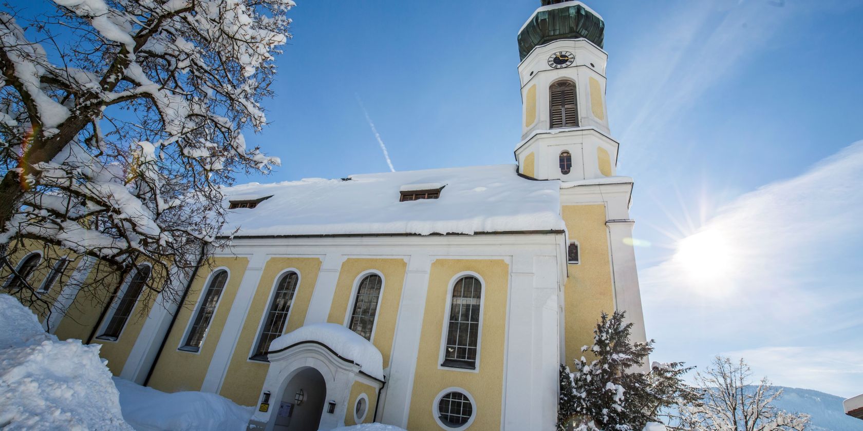 Pfarrkirche in Reit im Winkl, © Thomas Kujat Chiemgau Tourismus Pfarrkirche in Reit im Winkl, © Thomas Kujat Chiemgau Tourismus