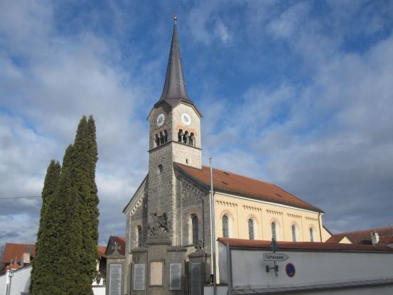 Volkstrauertag und Jahrtag der Ortsvereine Grabenstätt Volkstrauertag und Jahrtag der Ortsvereine Grabenstätt