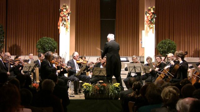 "Voix Nouvelles" Konzert mit dem Musikkollegium Traunstein "Voix Nouvelles" Konzert mit dem Musikkollegium Traunstein