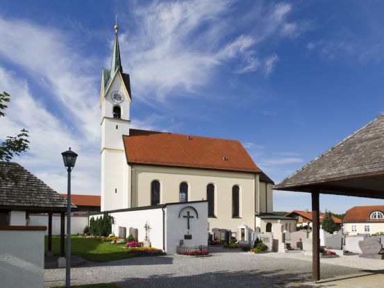 Sammlung für Kriegsgräber, © Tourist-Info Waginger See Sammlung für Kriegsgräber, © Tourist-Info Waginger See