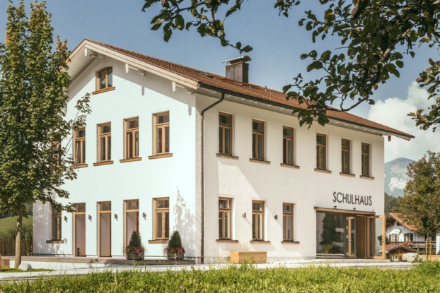 Schulhaus_Oberwössen_bearb Schulhaus_Oberwössen_bearb