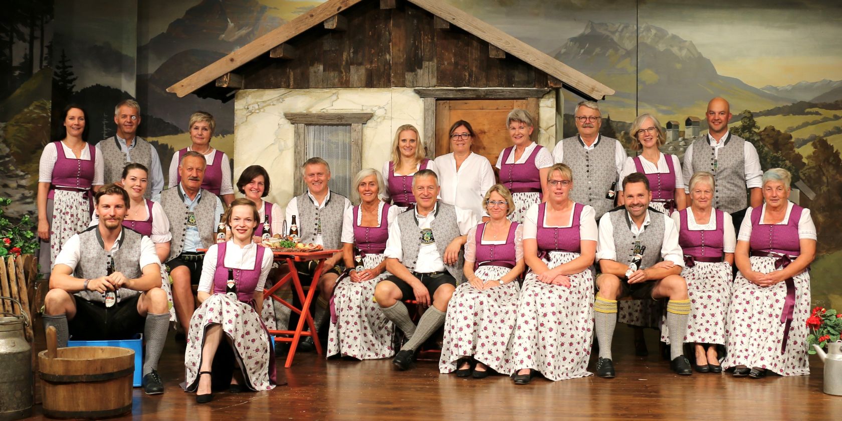 Gruppenbild Theaterverein Reit im Winkl, © Theaterverein Reit im Winkl Gruppenbild Theaterverein Reit im Winkl, © Theaterverein Reit im Winkl