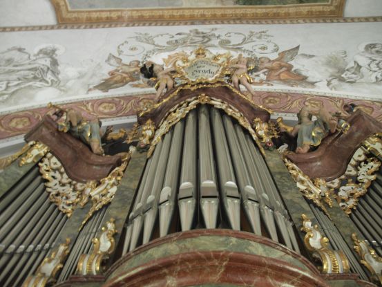 Orgel, © Kath. Pfarramt St. Georg Orgel, © Kath. Pfarramt St. Georg