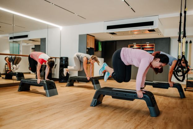 Ladycave, &copy; Lady Cave Fitness