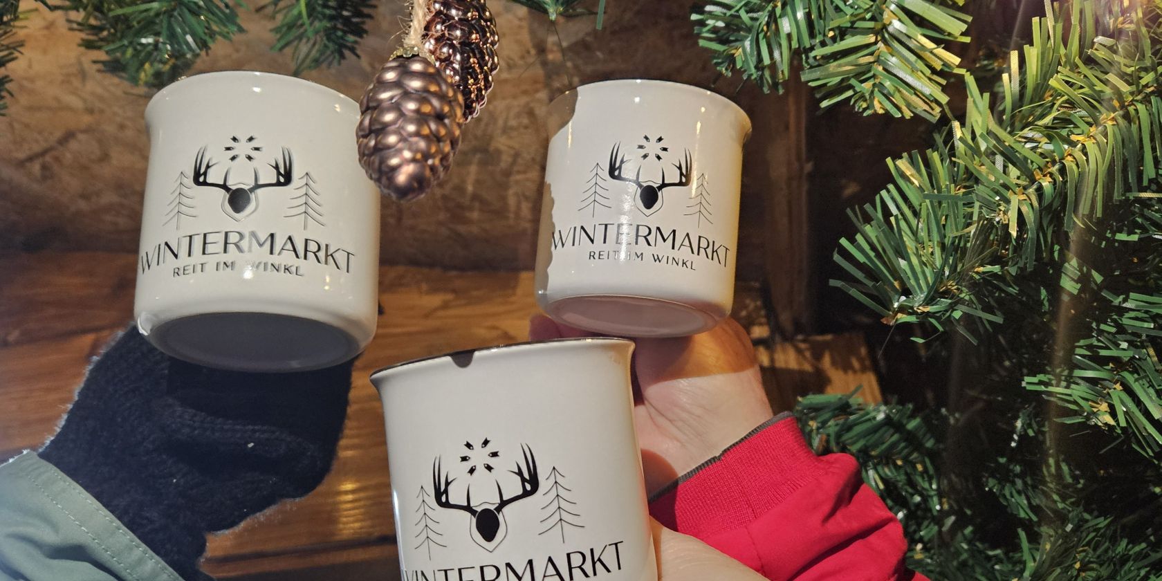 Wintermarktl Gl&uuml;hweintassen, &copy; Tourist Information - Plafinger