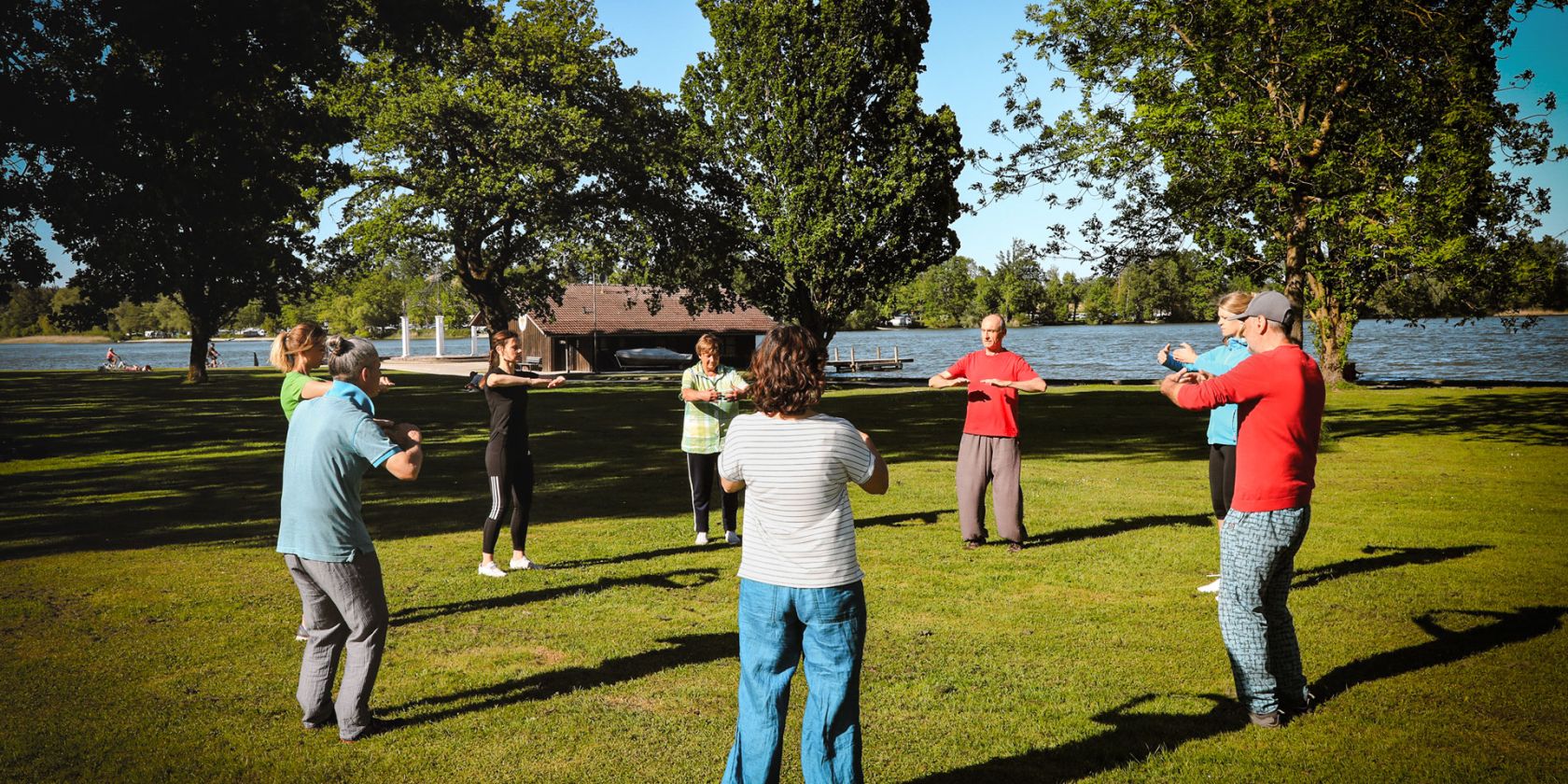 Qigong am See, &copy; Tourist-Info Waginger See