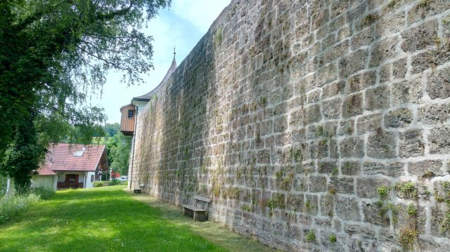 "Historisches Gem&auml;uer erz&auml;hlt": Stadtf&uuml;hrung Tittmoning