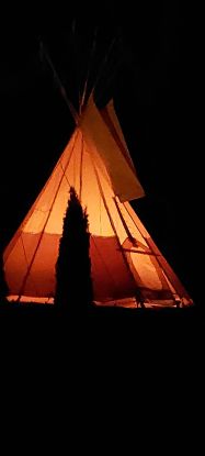 tipi-bei-nacht_1, &copy; Charlotte Susewind