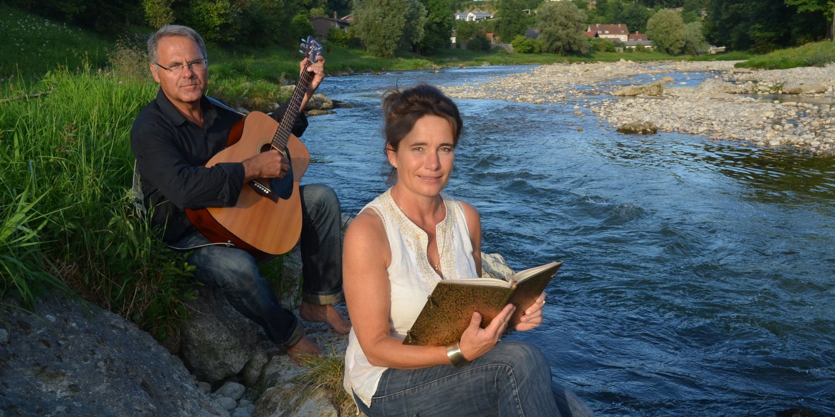 Musik und Lyrik unter freiem Himmel bieten Andrea Hinkofer und Stefan Haberlander