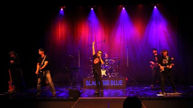 Black & Blue Foto Rudi Wiesent