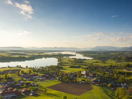 Taching am See, © Tourist-Info Waginger See / Richard Scheuerecker