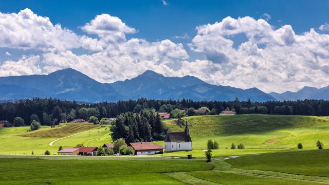 Kirche St. Margaretha, Egerdach, &copy; Tourist-Info Waginger See / Richard Scheuerecker