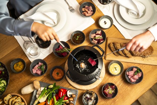 Fondue 2026, &copy; Hotel Gut Ising