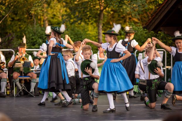 Bayerischer Abend, © Tourist-Info Waginger See / Richard Scheuerecker