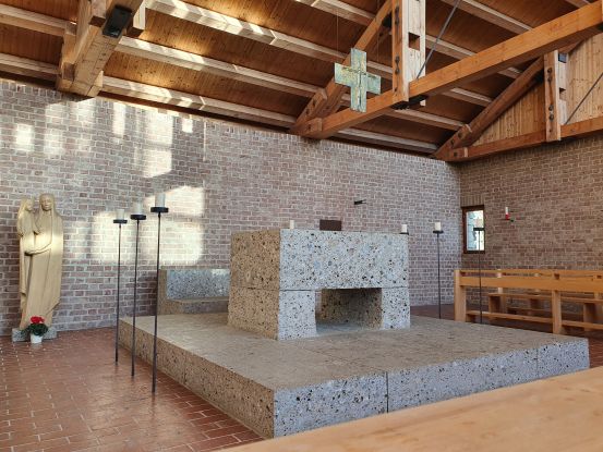 Altar der Kirche St. Johann im Gebirge - Winklmoos-Alm, &copy; Plafinger