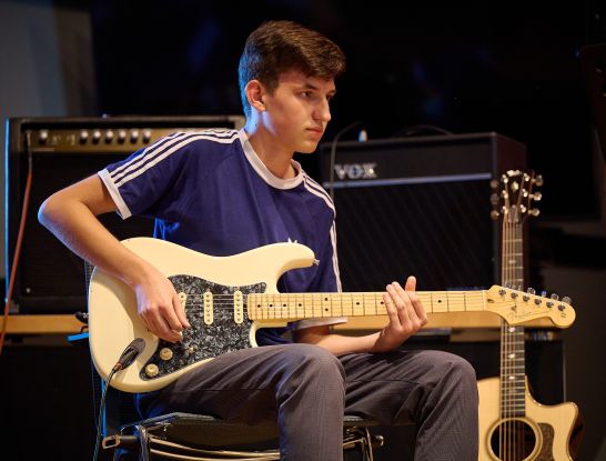 Canario XXIa: Ensembles der Gitarrenklasse Alfred Schillmeier und G&auml;ste