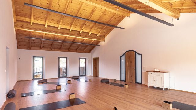 Yogastudio im Sailerhof, © Tourist-Info Waginger See / Richard Scheuerecker