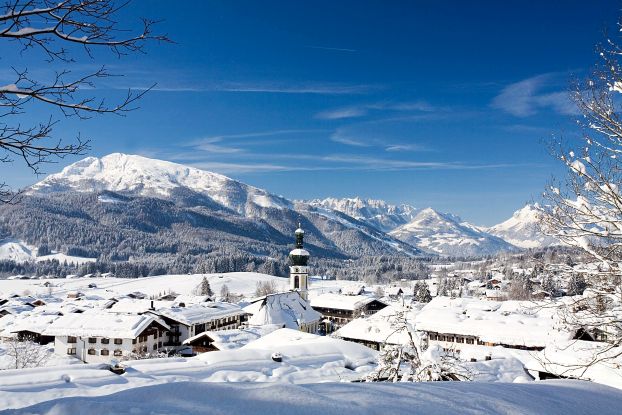 Reit im Winkl Dorf - Winterbild, &copy; Foto Stockklauser