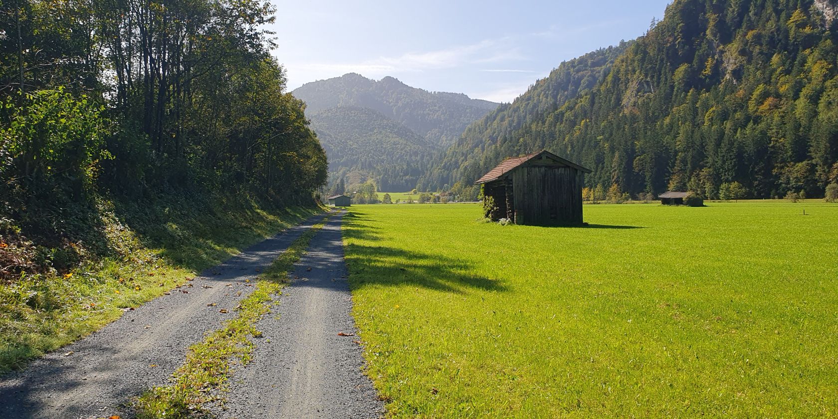 Radweg nach St. Johann, &copy; Tourist Information Reit im Winkl - Plafinger