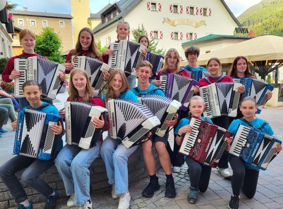 Gastkonzert der Harmonika Big Band "Big Chaps" im Kurpark, &copy; Musikschule Fr&ouml;hlich, Gera