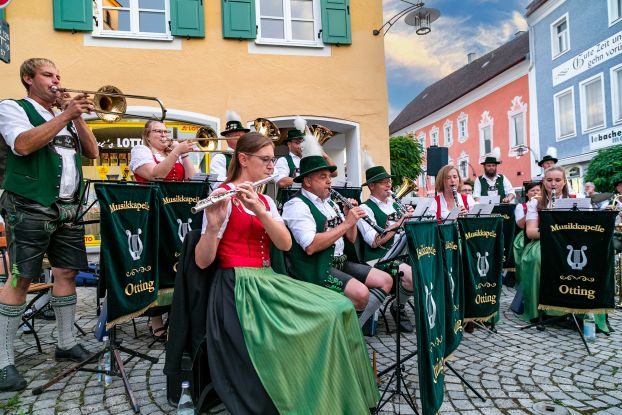 Montagskonzert in Waging, &copy; Tourist-Info Waginger See