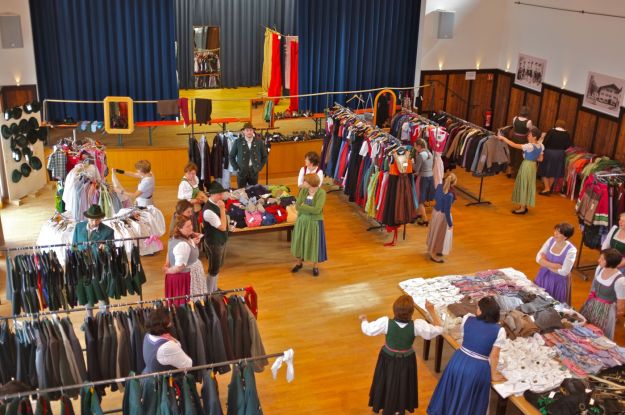 Trachtenmarkt, &copy; GTEV Siegsdorf